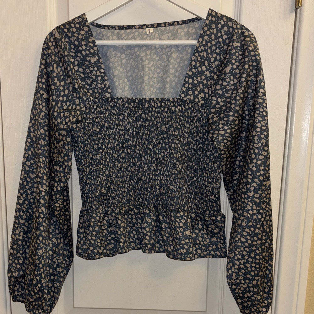 Women's Blue Floral Smocked Top